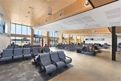 Trav-_-Ser-and-Amen-_-Arrivals-area-_-image-already-downloaded-to-opencities.jpg